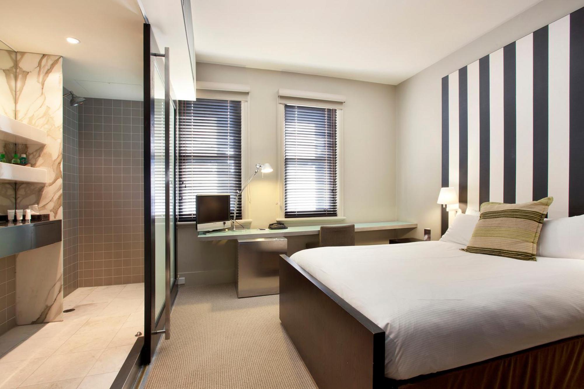 Heritage Room Queen Bed Includes Historic Werribee Mansion Tour